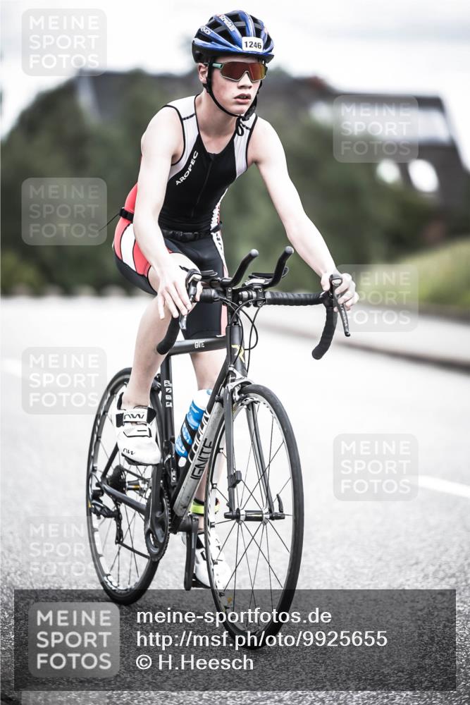 21.06.2026 - 29. Vierlanden-Triathlon H.Heesch http://msf.ph/oto/9925655 21.06.2026 14:50:46 Radfahren 1246 meine-sportfotos.de