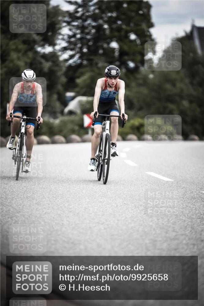 21.06.2026 - 29. Vierlanden-Triathlon H.Heesch http://msf.ph/oto/9925658 21.06.2026 14:51:00 Radfahren 1247, 1251 meine-sportfotos.de