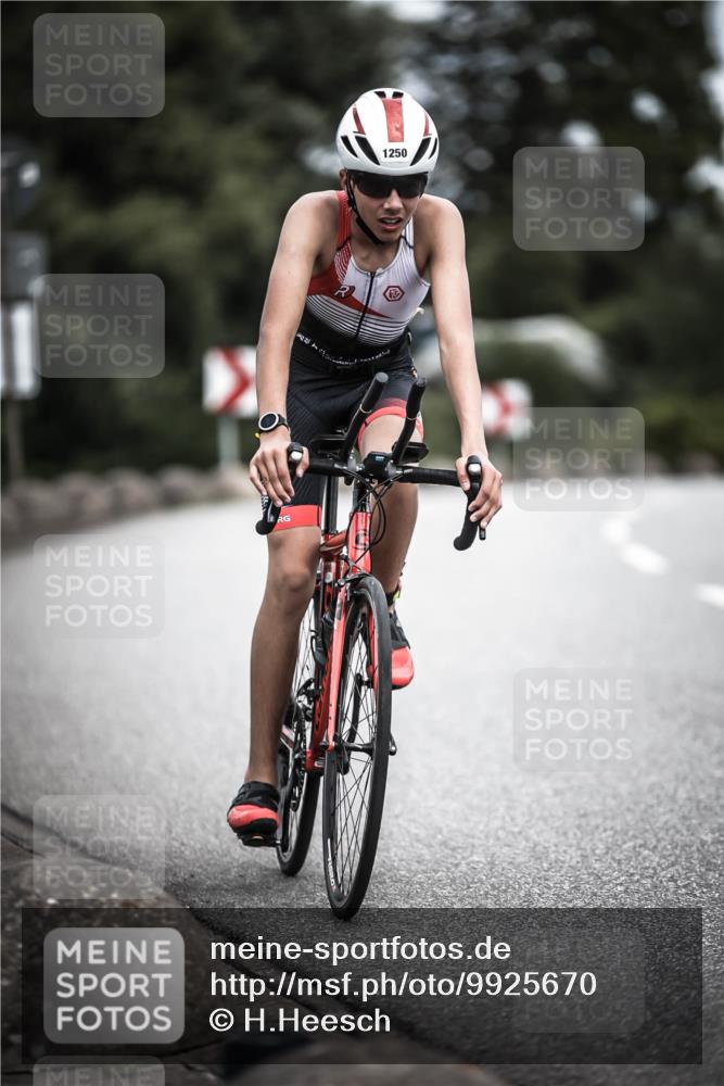 21.06.2026 - 29. Vierlanden-Triathlon H.Heesch http://msf.ph/oto/9925670 21.06.2026 14:51:02 Radfahren 1250 meine-sportfotos.de