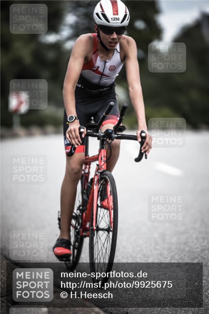 21.06.2026 - 29. Vierlanden-Triathlon H.Heesch http://msf.ph/oto/9925675 21.06.2026 14:51:02 Radfahren 1250 meine-sportfotos.de