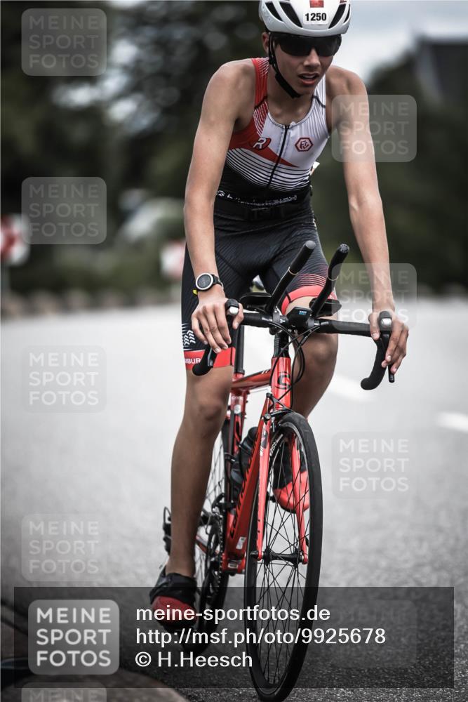 21.06.2026 - 29. Vierlanden-Triathlon H.Heesch http://msf.ph/oto/9925678 21.06.2026 14:51:02 Radfahren 1250 meine-sportfotos.de