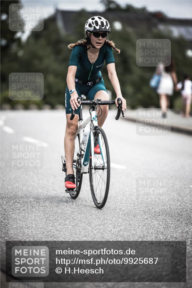 21.06.2026 - 29. Vierlanden-Triathlon H.Heesch http://msf.ph/oto/9925687 21.06.2026 14:51:39 Radfahren 70 meine-sportfotos.de
