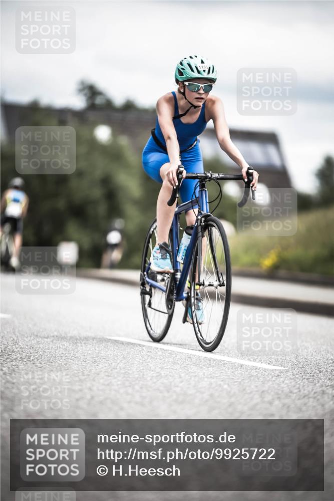 21.06.2026 - 29. Vierlanden-Triathlon H.Heesch http://msf.ph/oto/9925722 21.06.2026 14:52:16 Radfahren 1233 meine-sportfotos.de