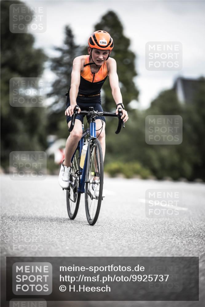 21.06.2026 - 29. Vierlanden-Triathlon H.Heesch http://msf.ph/oto/9925737 21.06.2026 14:52:20 Radfahren 1265 meine-sportfotos.de