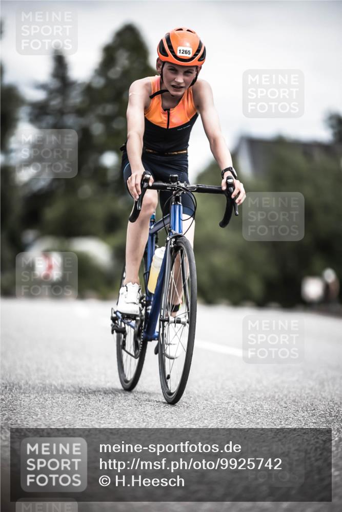21.06.2026 - 29. Vierlanden-Triathlon H.Heesch http://msf.ph/oto/9925742 21.06.2026 14:52:20 Radfahren 1265 meine-sportfotos.de