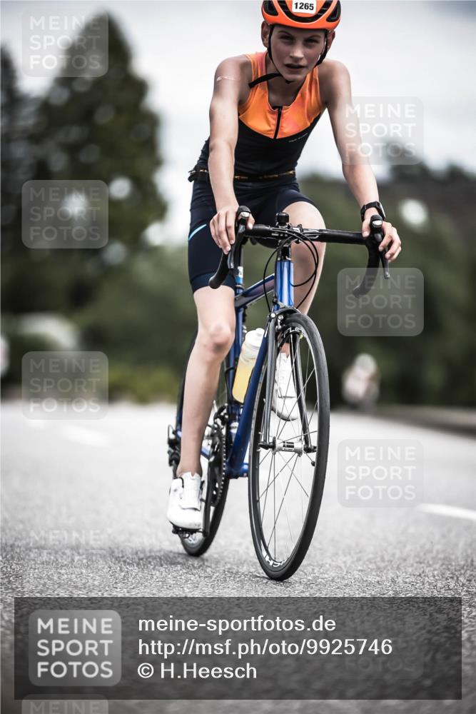 21.06.2026 - 29. Vierlanden-Triathlon H.Heesch http://msf.ph/oto/9925746 21.06.2026 14:52:20 Radfahren 1265 meine-sportfotos.de