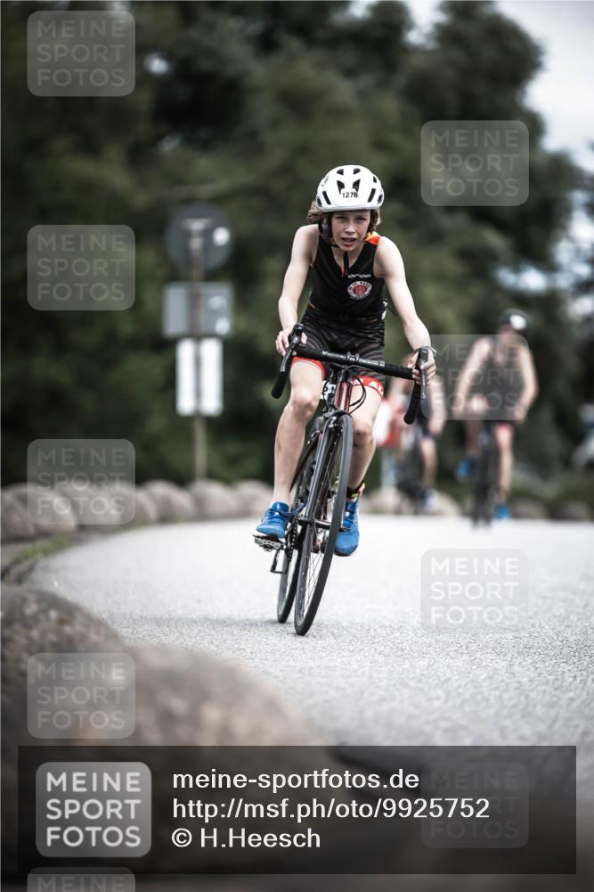 21.06.2026 - 29. Vierlanden-Triathlon H.Heesch http://msf.ph/oto/9925752 21.06.2026 14:52:29 Radfahren 11, 1276 meine-sportfotos.de