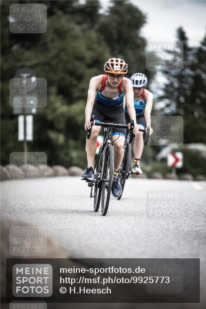 21.06.2026 - 29. Vierlanden-Triathlon H.Heesch http://msf.ph/oto/9925773 21.06.2026 14:52:33 Radfahren 11, 1239 meine-sportfotos.de