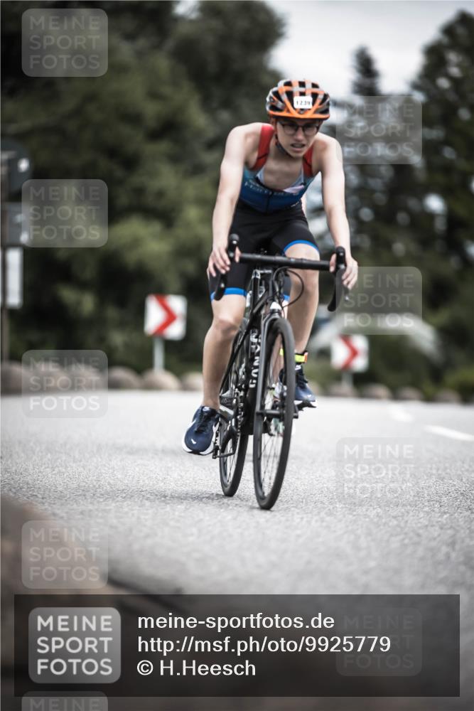 21.06.2026 - 29. Vierlanden-Triathlon H.Heesch http://msf.ph/oto/9925779 21.06.2026 14:52:33 Radfahren 1239 meine-sportfotos.de