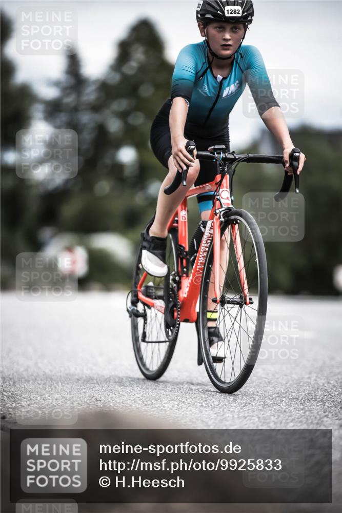 21.06.2026 - 29. Vierlanden-Triathlon H.Heesch http://msf.ph/oto/9925833 21.06.2026 14:53:17 Radfahren 1282 meine-sportfotos.de