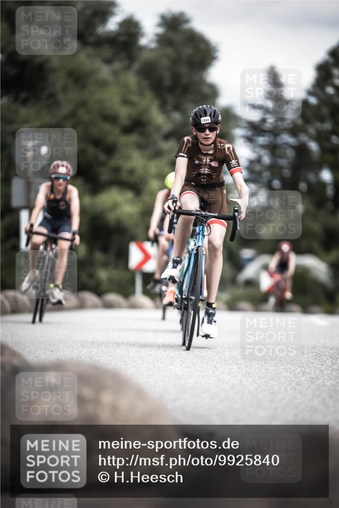 21.06.2026 - 29. Vierlanden-Triathlon H.Heesch http://msf.ph/oto/9925840 21.06.2026 14:53:26 Radfahren 1249 meine-sportfotos.de