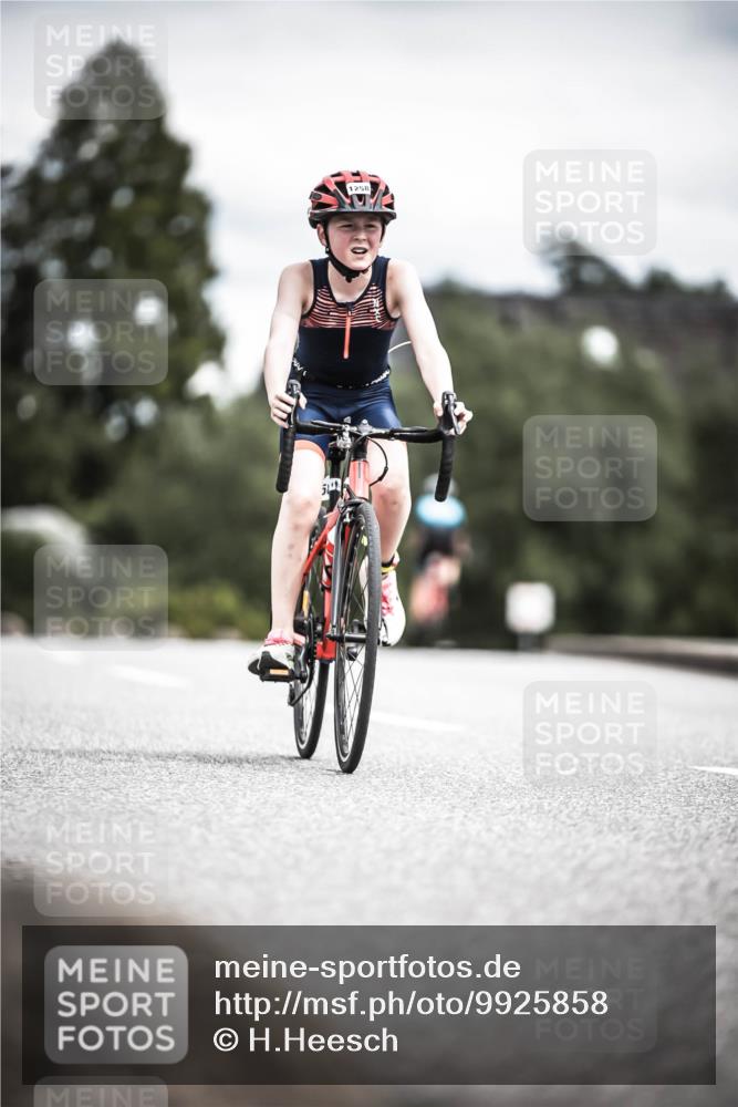 21.06.2026 - 29. Vierlanden-Triathlon H.Heesch http://msf.ph/oto/9925858 21.06.2026 14:53:31 Radfahren 1258 meine-sportfotos.de