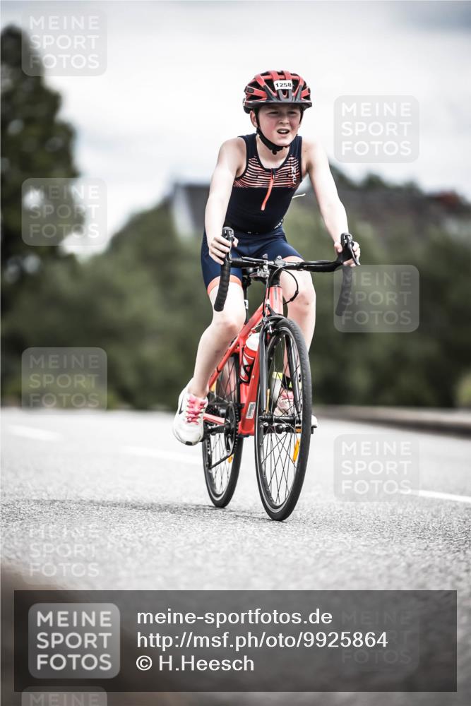 21.06.2026 - 29. Vierlanden-Triathlon H.Heesch http://msf.ph/oto/9925864 21.06.2026 14:53:32 Radfahren 1258 meine-sportfotos.de