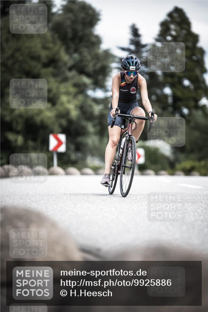 21.06.2026 - 29. Vierlanden-Triathlon H.Heesch http://msf.ph/oto/9925886 21.06.2026 14:54:16 Radfahren 1290 meine-sportfotos.de