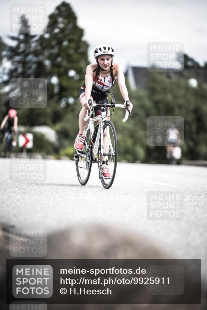 21.06.2026 - 29. Vierlanden-Triathlon H.Heesch http://msf.ph/oto/9925911 21.06.2026 14:54:34 Radfahren 1266 meine-sportfotos.de