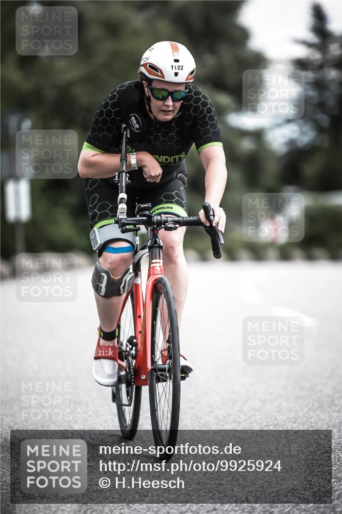 21.06.2026 - 29. Vierlanden-Triathlon H.Heesch http://msf.ph/oto/9925924 21.06.2026 13:18:19 Radfahren 1122 meine-sportfotos.de