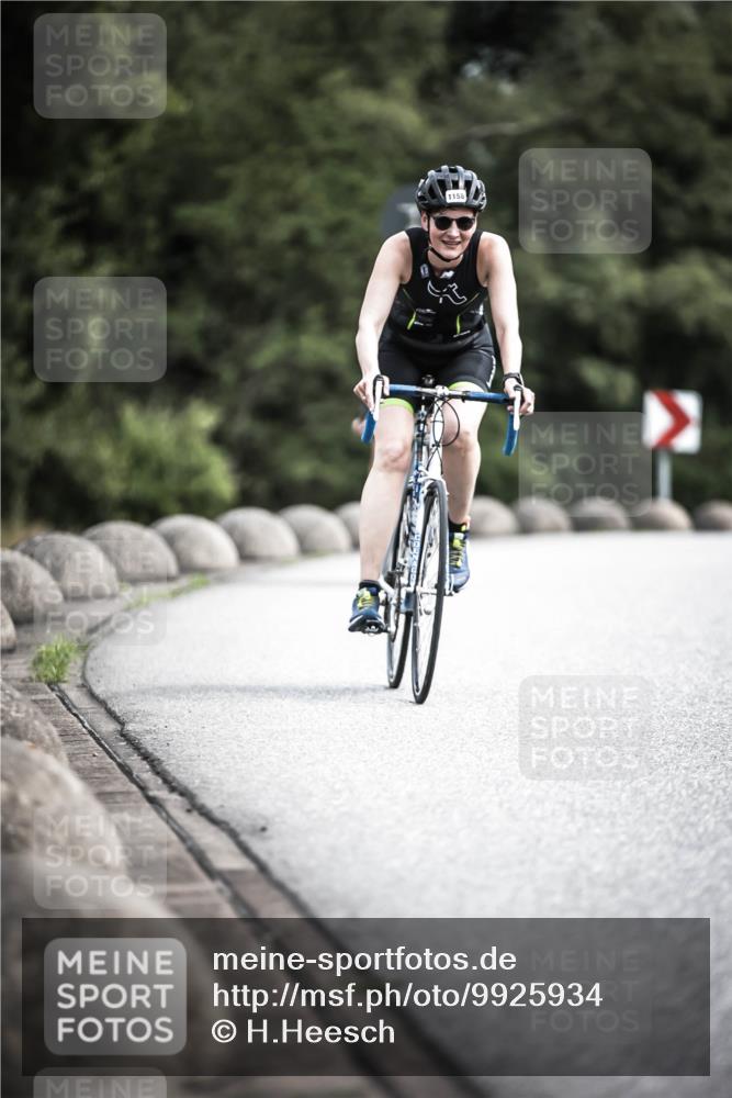 21.06.2026 - 29. Vierlanden-Triathlon H.Heesch http://msf.ph/oto/9925934 21.06.2026 13:18:31 Radfahren 1158 meine-sportfotos.de