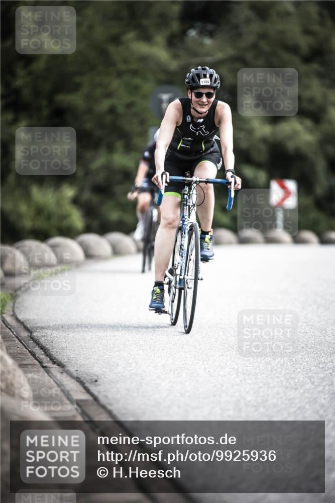 21.06.2026 - 29. Vierlanden-Triathlon H.Heesch http://msf.ph/oto/9925936 21.06.2026 13:18:31 Radfahren 1158 meine-sportfotos.de