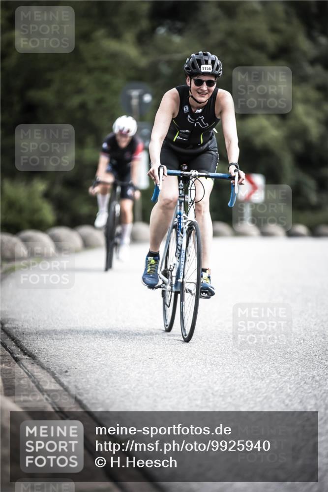 21.06.2026 - 29. Vierlanden-Triathlon H.Heesch http://msf.ph/oto/9925940 21.06.2026 13:18:32 Radfahren 1158 meine-sportfotos.de