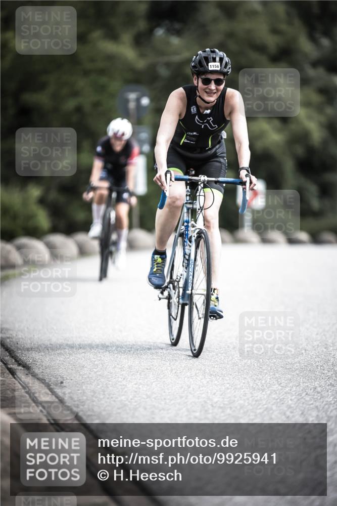 21.06.2026 - 29. Vierlanden-Triathlon H.Heesch http://msf.ph/oto/9925941 21.06.2026 13:18:32 Radfahren 1158 meine-sportfotos.de