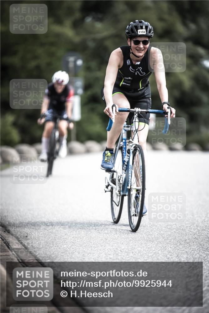 21.06.2026 - 29. Vierlanden-Triathlon H.Heesch http://msf.ph/oto/9925944 21.06.2026 13:18:32 Radfahren 1158 meine-sportfotos.de