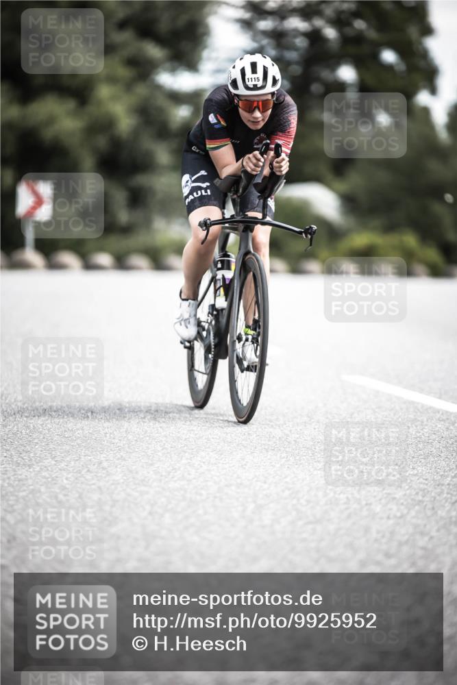 21.06.2026 - 29. Vierlanden-Triathlon H.Heesch http://msf.ph/oto/9925952 21.06.2026 13:18:40 Radfahren 1115 meine-sportfotos.de
