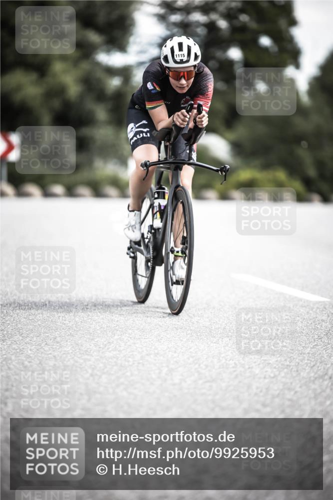21.06.2026 - 29. Vierlanden-Triathlon H.Heesch http://msf.ph/oto/9925953 21.06.2026 13:18:40 Radfahren 1115 meine-sportfotos.de