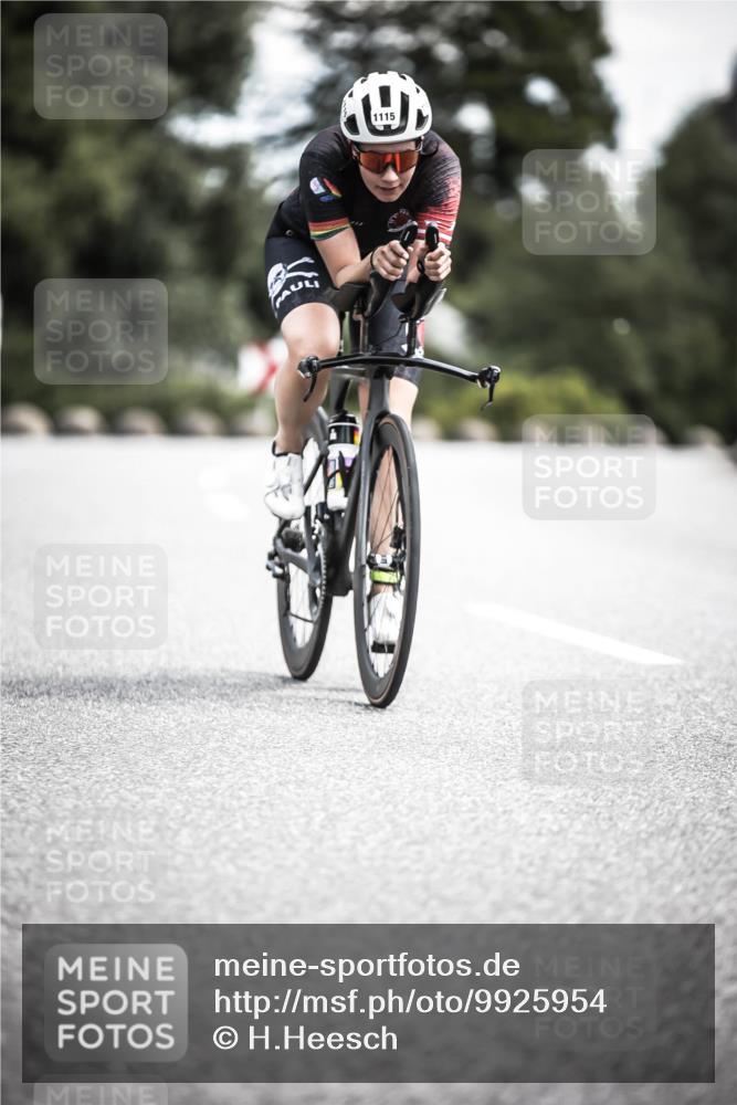 21.06.2026 - 29. Vierlanden-Triathlon H.Heesch http://msf.ph/oto/9925954 21.06.2026 13:18:40 Radfahren 1115 meine-sportfotos.de