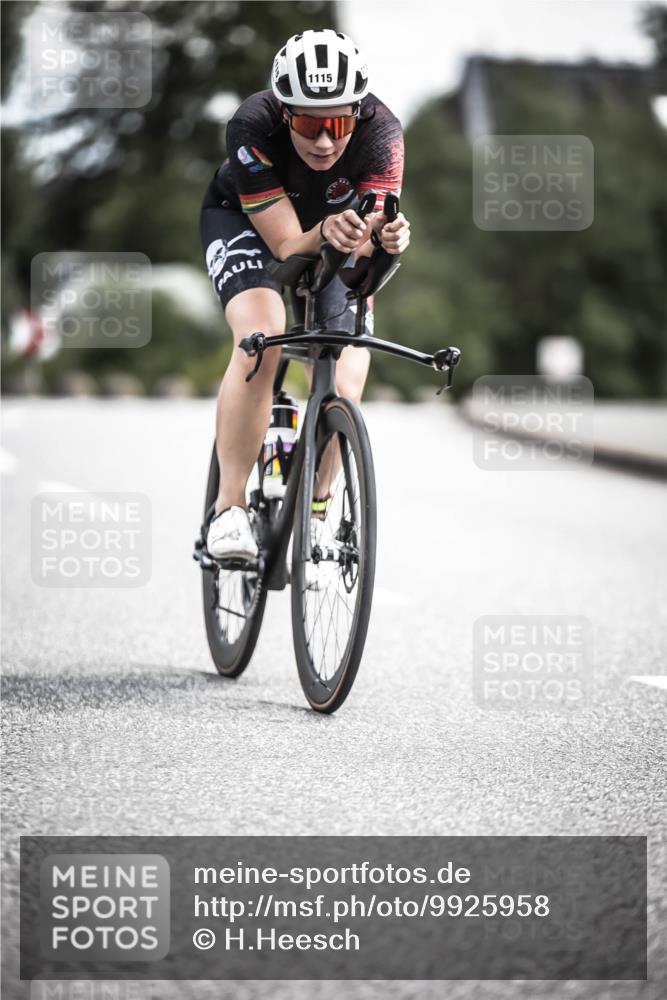 21.06.2026 - 29. Vierlanden-Triathlon H.Heesch http://msf.ph/oto/9925958 21.06.2026 13:18:40 Radfahren 1115 meine-sportfotos.de