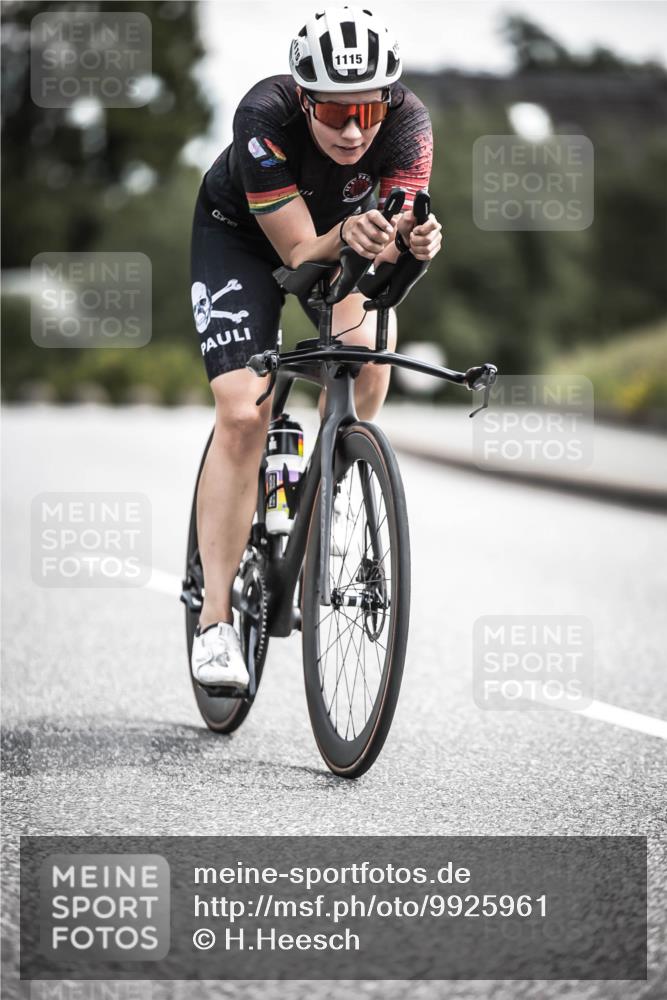 21.06.2026 - 29. Vierlanden-Triathlon H.Heesch http://msf.ph/oto/9925961 21.06.2026 13:18:40 Radfahren 1115 meine-sportfotos.de