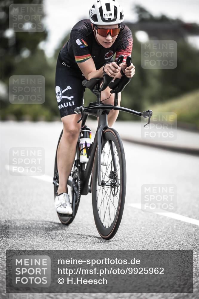 21.06.2026 - 29. Vierlanden-Triathlon H.Heesch http://msf.ph/oto/9925962 21.06.2026 13:18:41 Radfahren 1115 meine-sportfotos.de