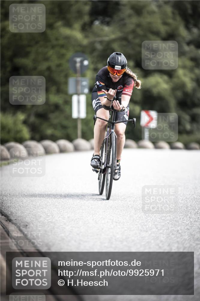 21.06.2026 - 29. Vierlanden-Triathlon H.Heesch http://msf.ph/oto/9925971 21.06.2026 13:19:08 Radfahren 1112 meine-sportfotos.de
