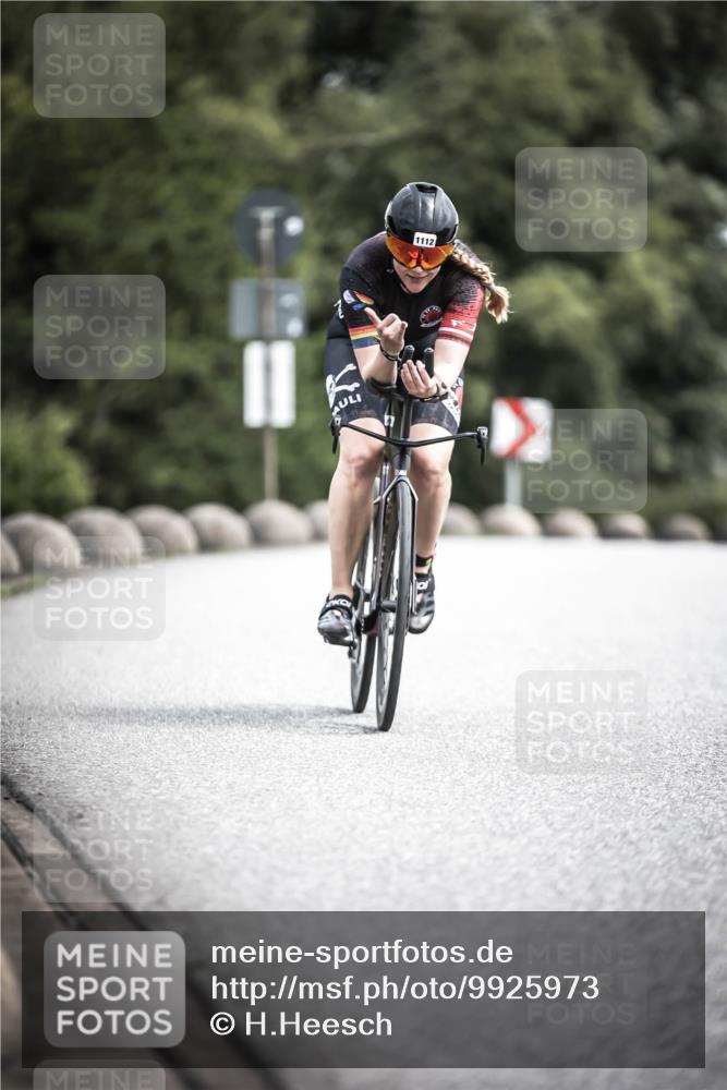 21.06.2026 - 29. Vierlanden-Triathlon H.Heesch http://msf.ph/oto/9925973 21.06.2026 13:19:08 Radfahren 11, 1112 meine-sportfotos.de