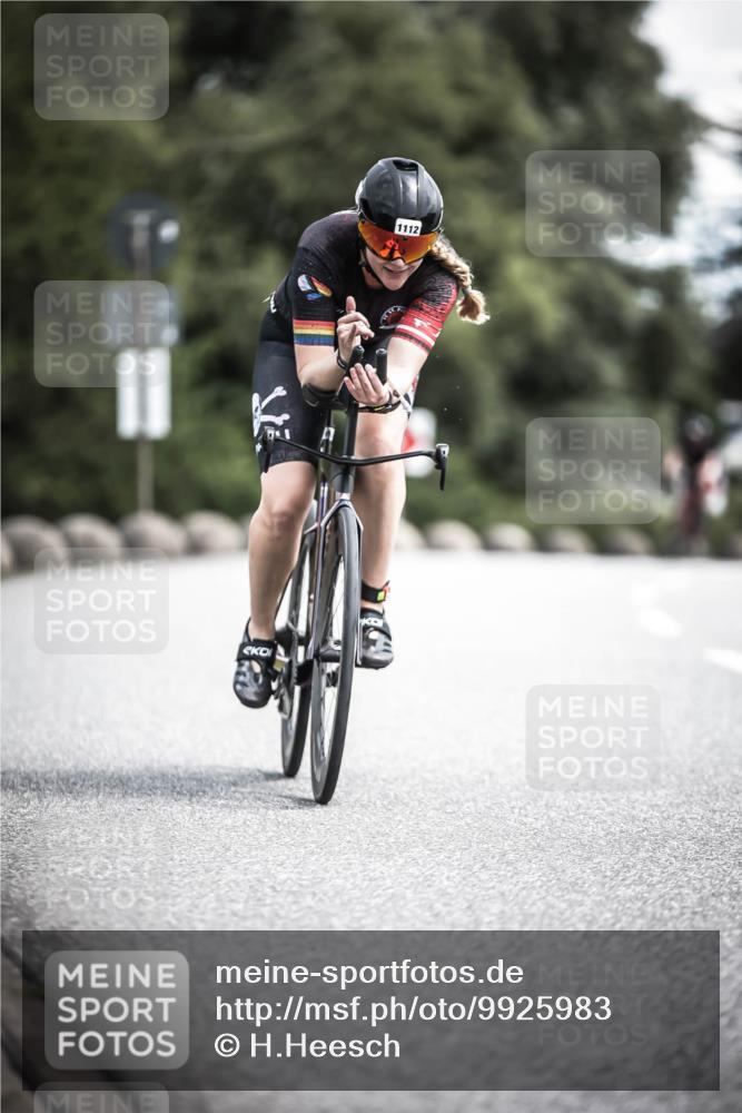 21.06.2026 - 29. Vierlanden-Triathlon H.Heesch http://msf.ph/oto/9925983 21.06.2026 13:19:08 Radfahren 1112 meine-sportfotos.de