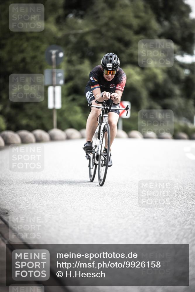 21.06.2026 - 29. Vierlanden-Triathlon H.Heesch http://msf.ph/oto/9926158 21.06.2026 13:20:02 Radfahren 1162 meine-sportfotos.de