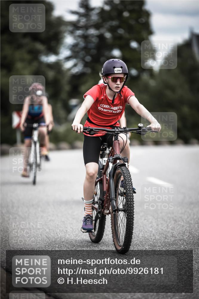 21.06.2026 - 29. Vierlanden-Triathlon H.Heesch http://msf.ph/oto/9926181 21.06.2026 14:57:04 Radfahren 1286, 10, 20 meine-sportfotos.de