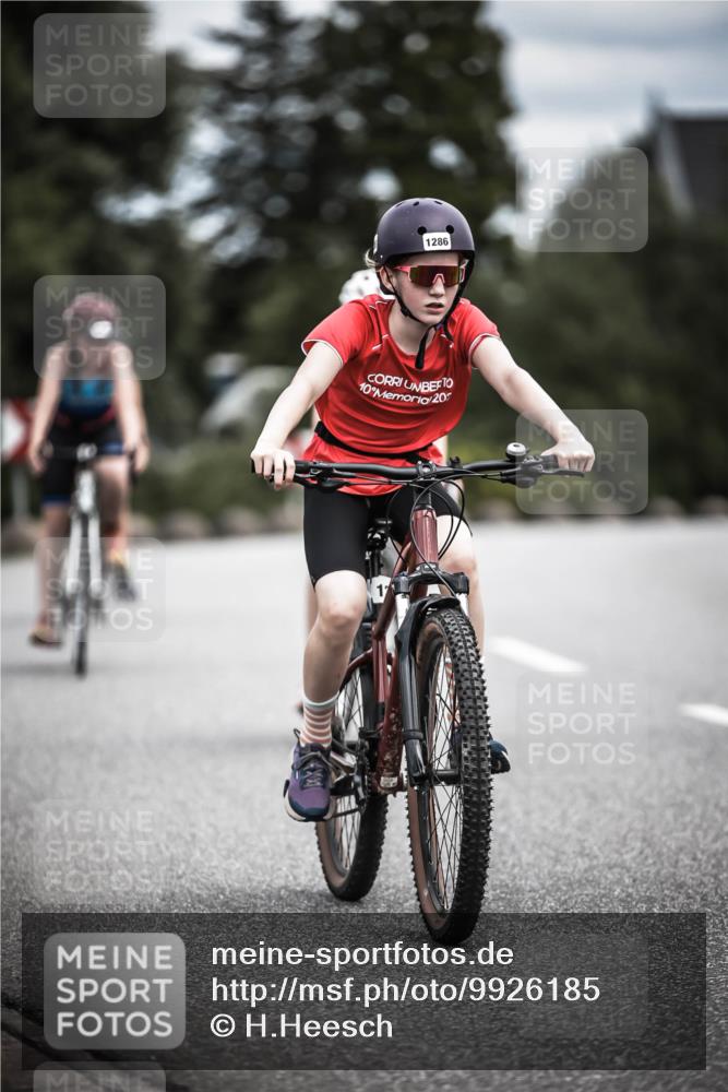 21.06.2026 - 29. Vierlanden-Triathlon H.Heesch http://msf.ph/oto/9926185 21.06.2026 14:57:04 Radfahren 1286, 10, 20 meine-sportfotos.de