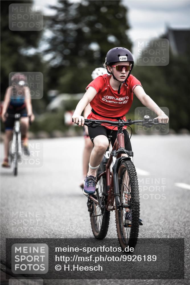 21.06.2026 - 29. Vierlanden-Triathlon H.Heesch http://msf.ph/oto/9926189 21.06.2026 14:57:04 Radfahren 1286, 10, 20 meine-sportfotos.de