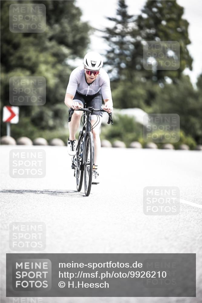 21.06.2026 - 29. Vierlanden-Triathlon H.Heesch http://msf.ph/oto/9926210 21.06.2026 13:20:40 Radfahren 1144 meine-sportfotos.de