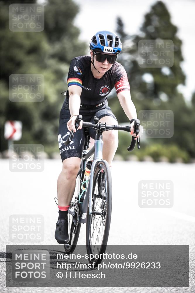 21.06.2026 - 29. Vierlanden-Triathlon H.Heesch http://msf.ph/oto/9926233 21.06.2026 13:20:42 Radfahren 1163 meine-sportfotos.de