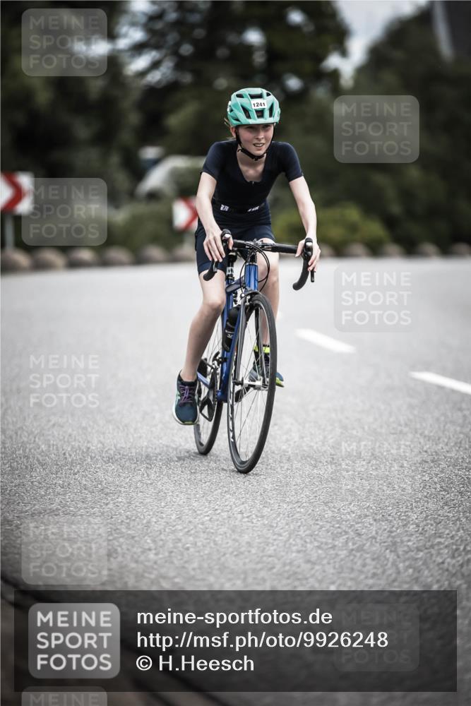 21.06.2026 - 29. Vierlanden-Triathlon H.Heesch http://msf.ph/oto/9926248 21.06.2026 14:57:17 Radfahren 1241 meine-sportfotos.de