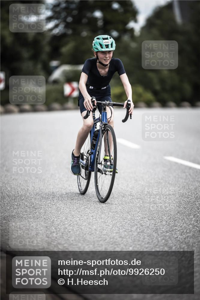 21.06.2026 - 29. Vierlanden-Triathlon H.Heesch http://msf.ph/oto/9926250 21.06.2026 14:57:17 Radfahren 1241 meine-sportfotos.de