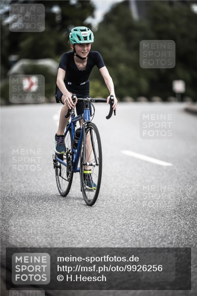 21.06.2026 - 29. Vierlanden-Triathlon H.Heesch http://msf.ph/oto/9926256 21.06.2026 14:57:17 Radfahren 1241 meine-sportfotos.de
