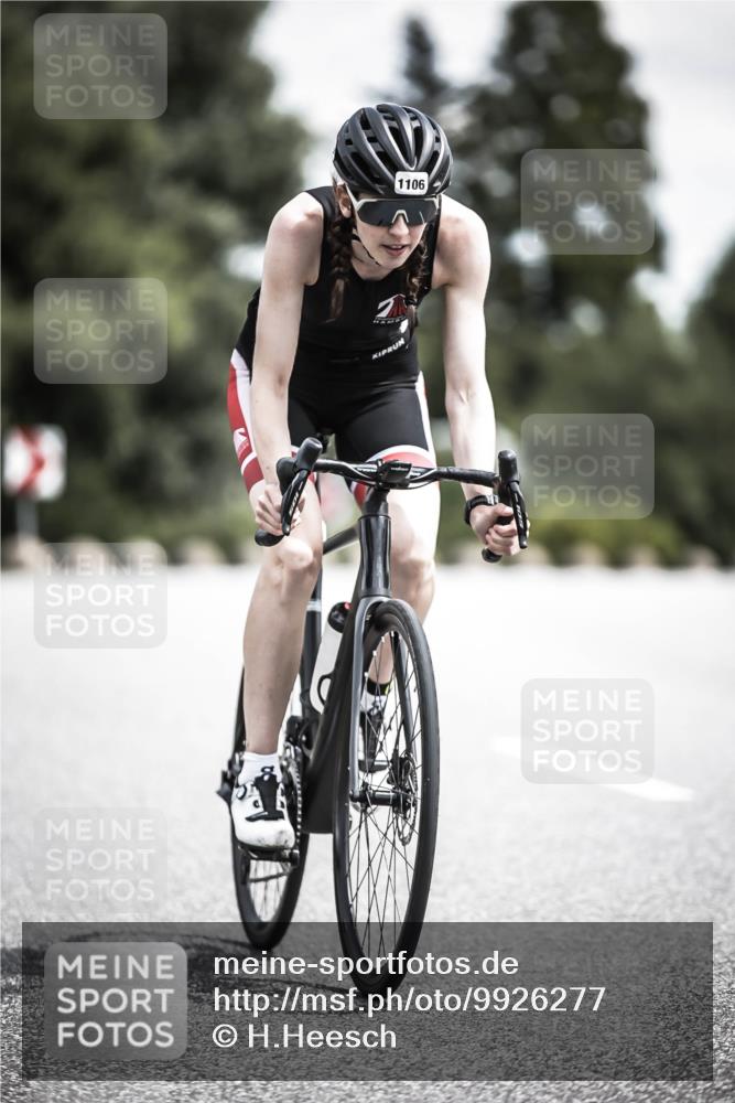 21.06.2026 - 29. Vierlanden-Triathlon H.Heesch http://msf.ph/oto/9926277 21.06.2026 13:20:51 Radfahren 1106 meine-sportfotos.de