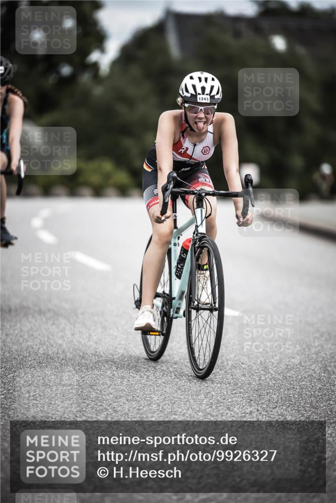 21.06.2026 - 29. Vierlanden-Triathlon H.Heesch http://msf.ph/oto/9926327 21.06.2026 14:57:40 Radfahren 1243 meine-sportfotos.de
