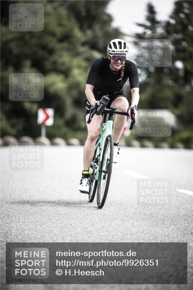 21.06.2026 - 29. Vierlanden-Triathlon H.Heesch http://msf.ph/oto/9926351 21.06.2026 13:21:15 Radfahren 11109 meine-sportfotos.de