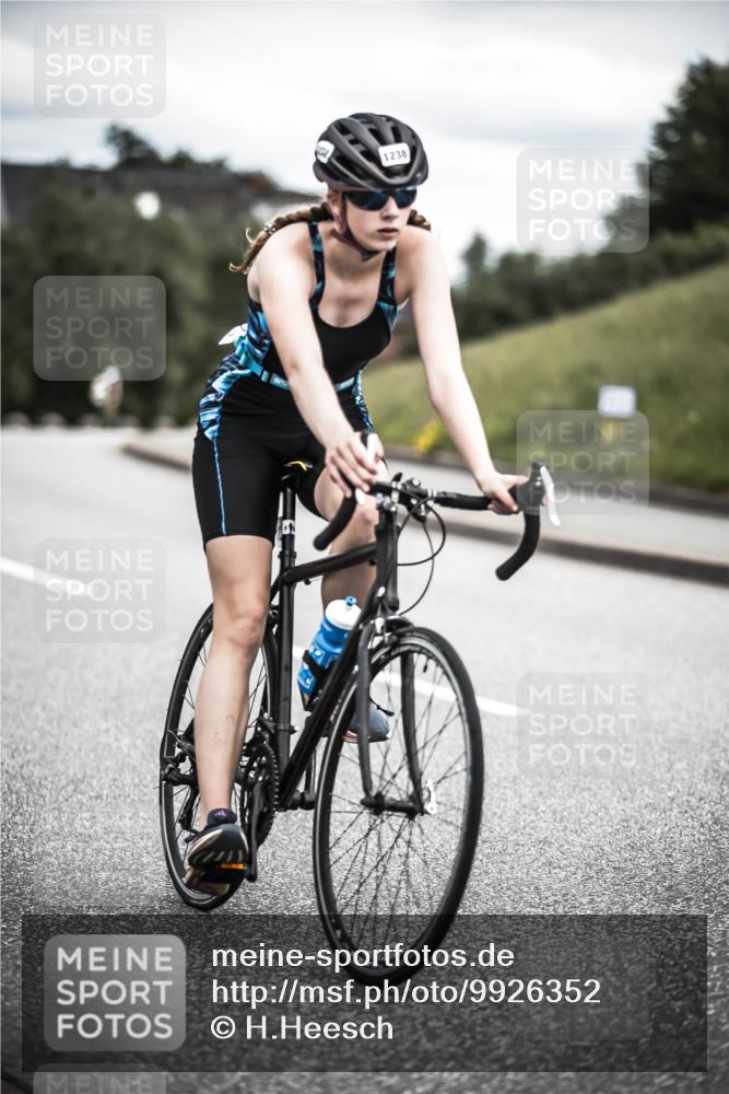 21.06.2026 - 29. Vierlanden-Triathlon H.Heesch http://msf.ph/oto/9926352 21.06.2026 14:57:42 Radfahren 1238 meine-sportfotos.de
