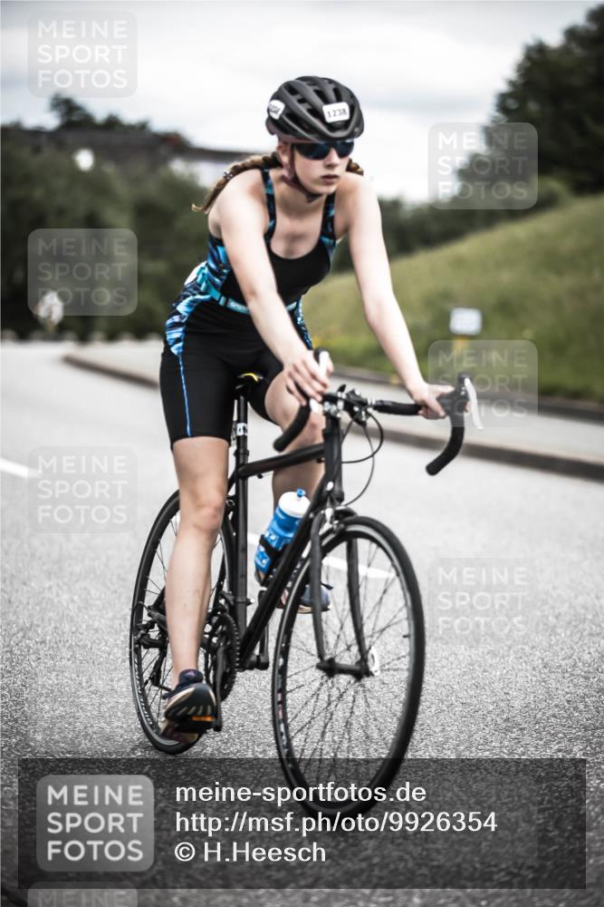 21.06.2026 - 29. Vierlanden-Triathlon H.Heesch http://msf.ph/oto/9926354 21.06.2026 14:57:42 Radfahren 1238 meine-sportfotos.de
