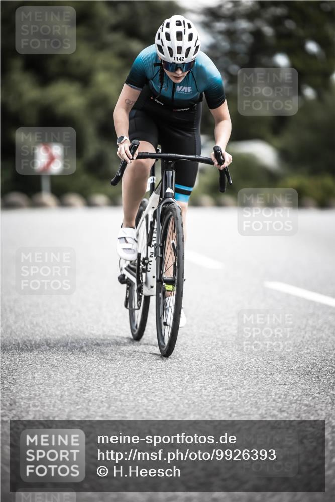 21.06.2026 - 29. Vierlanden-Triathlon H.Heesch http://msf.ph/oto/9926393 21.06.2026 13:21:23 Radfahren 1142 meine-sportfotos.de