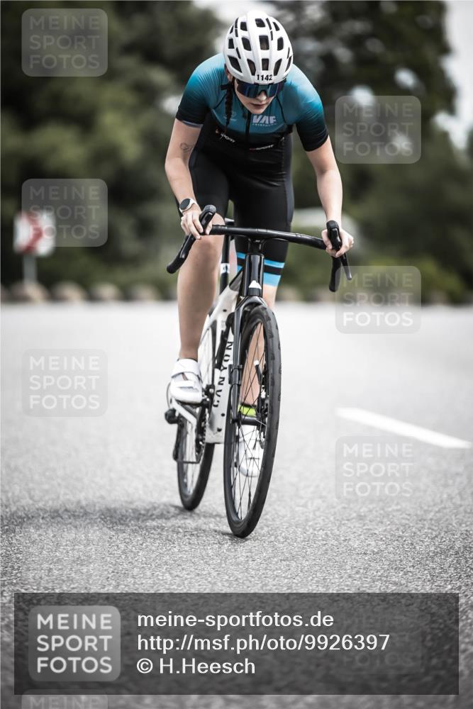 21.06.2026 - 29. Vierlanden-Triathlon H.Heesch http://msf.ph/oto/9926397 21.06.2026 13:21:23 Radfahren 1142 meine-sportfotos.de